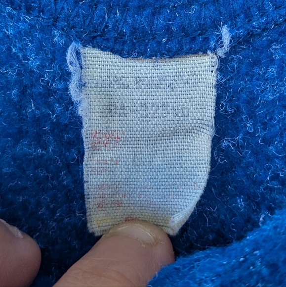 Vintage Women Sweater Size Large Blue Grand Mother Style Squirrel embroidery - Picture 4 of 8